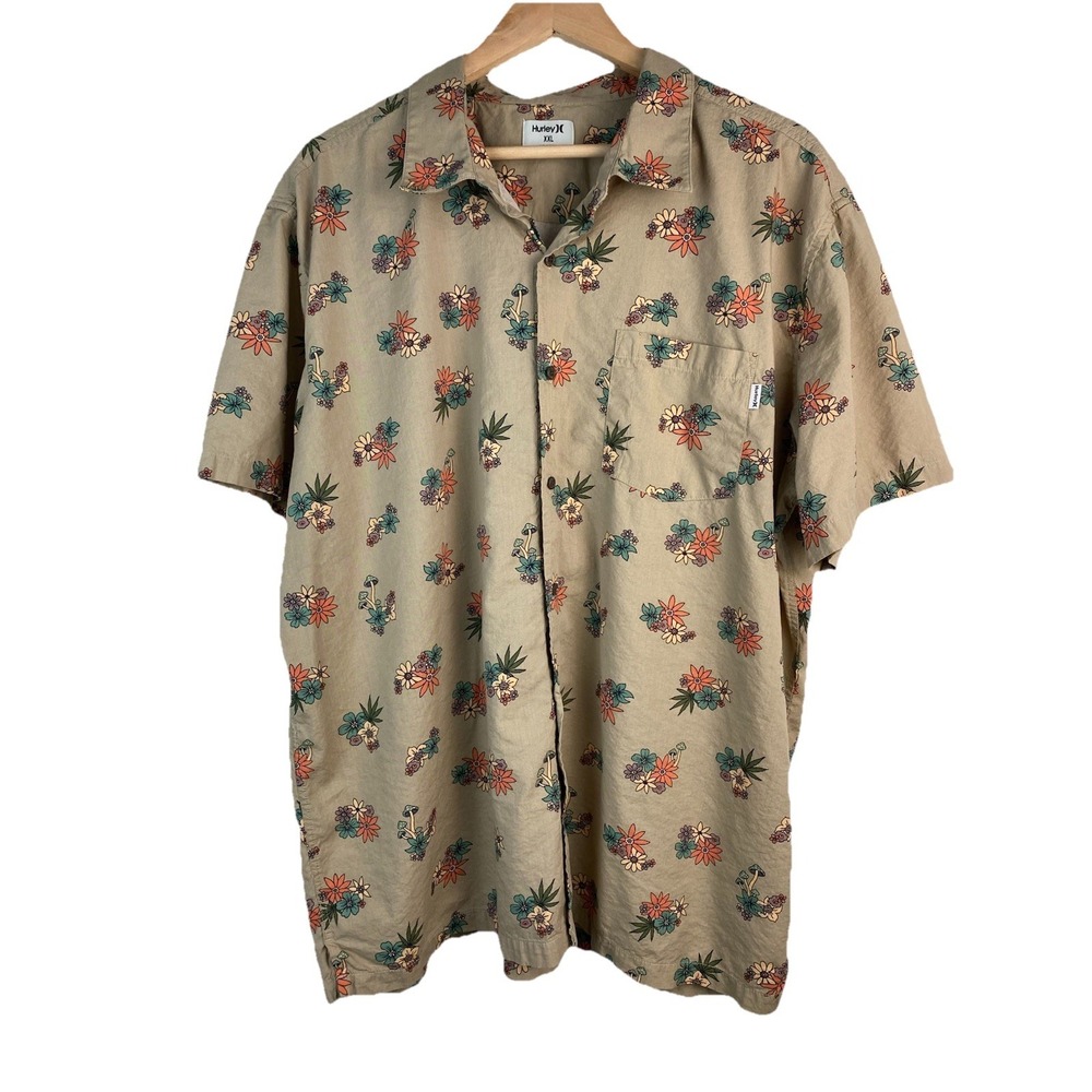 Hurley Men's XXL Tan Colorful Mushroom Floral Short Sleeve Button Up Shirt